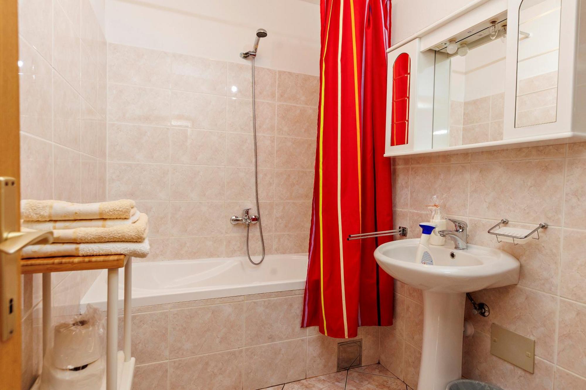 Apartments Baricevic Bol Ngoại thất bức ảnh